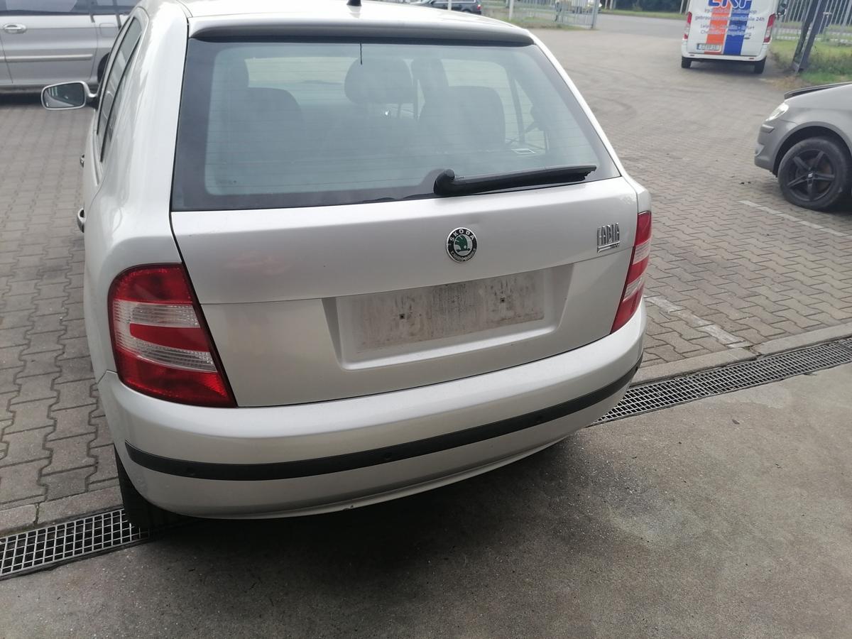 Skoda Fabia 6Y original R&uuml;cklicht R&uuml;ckleuchte Schlussleuchte links Flie&szlig;heck Facelift Bj.2006